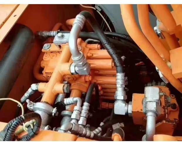 2022 Hitachi ZX120 - Excavadora de cadenas: foto 5 2022 Hitachi ZX120 - Excavadora de cadenas: foto 5