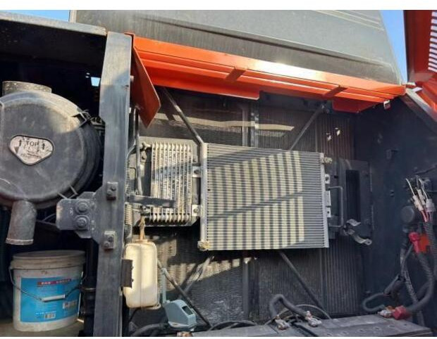 Excavadora de cadenas 2022 Hitachi ZX200-3: foto 6