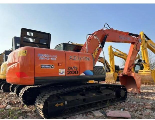 Excavadora de cadenas 2022 Hitachi ZX200-3: foto 10