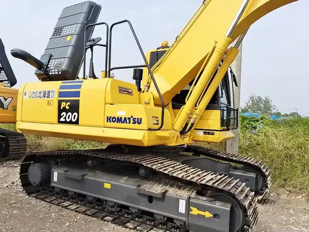 Excavadora de cadenas 2022 Komatsu PC220: foto 12