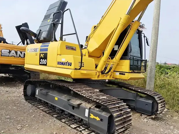 Excavadora de cadenas 2022 Komatsu PC220: foto 13