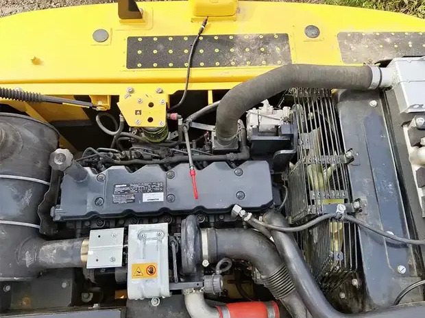 Excavadora de cadenas 2022 Komatsu PC220: foto 9