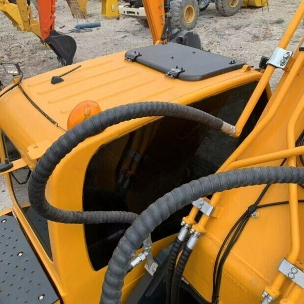 Excavadora de cadenas 2023 Hyundai R305: foto 7