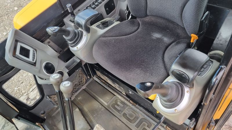 JCB JCB 65R-1 - Miniexcavadora: foto 5 JCB JCB 65R-1 - Miniexcavadora: foto 5