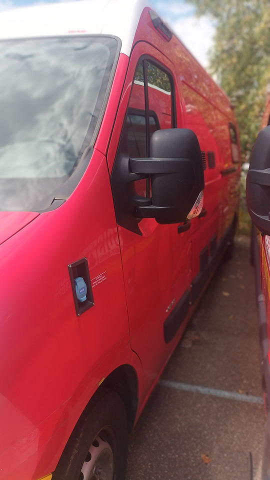 A vendre RENAULT MASTER année 2012. - Ambulancia: foto 2 A vendre RENAULT MASTER année 2012. - Ambulancia: foto 2