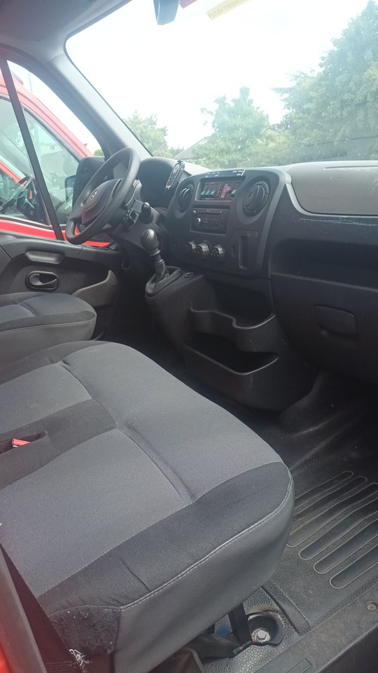 A vendre en l'état RENAULT MASTER 2015. - Ambulancia: foto 5 A vendre en l'état RENAULT MASTER 2015. - Ambulancia: foto 5