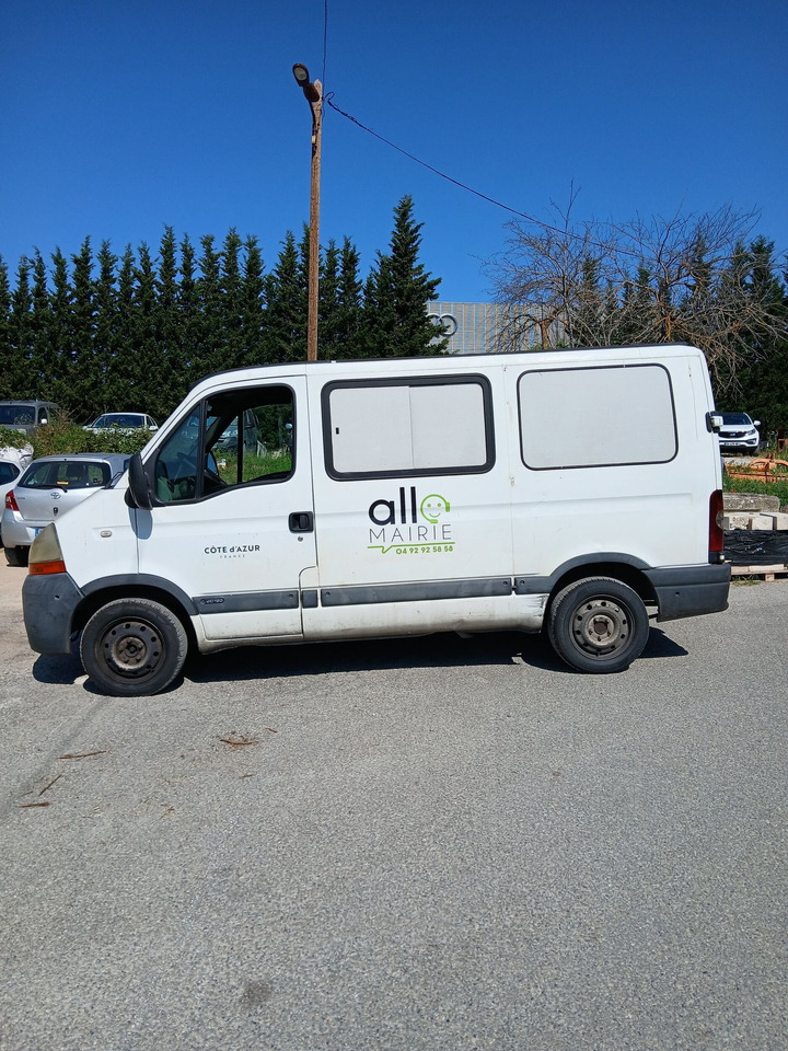 FOURGON RENAULT MASTER NON ROULANT . - Furgón: foto 1 FOURGON RENAULT MASTER NON ROULANT . - Furgón: foto 1