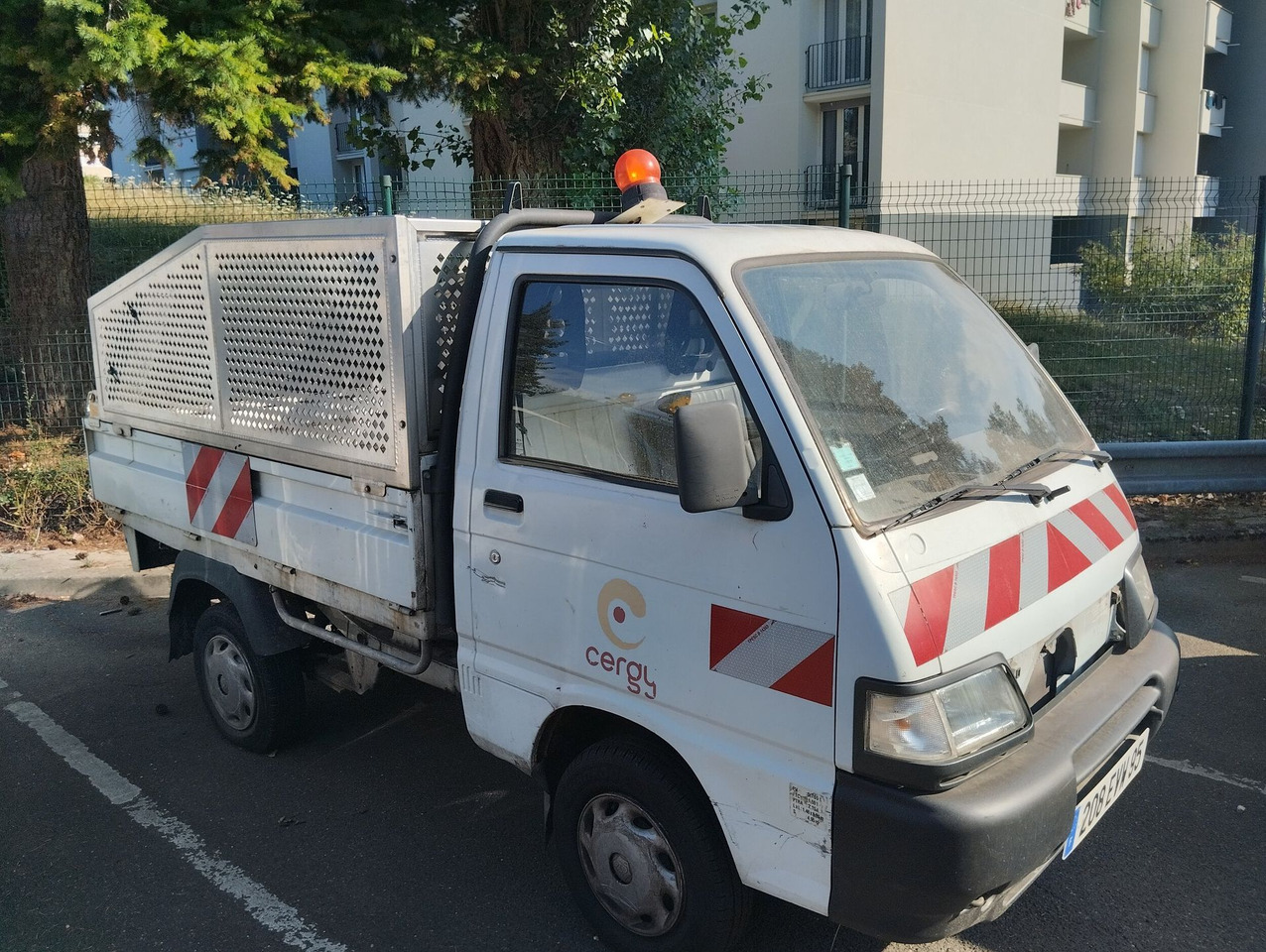 PIAGGIO PORTER 208EVW95 benne - Vehículo utilitario eléctrico, Camión volquete: foto 2 PIAGGIO PORTER 208EVW95 benne - Vehículo utilitario eléctrico, Camión volquete: foto 2