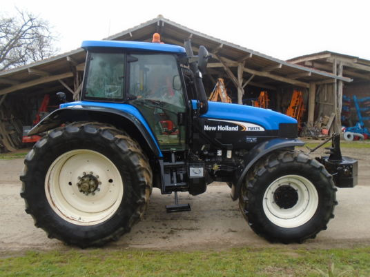 New Holland tm175 - Tractor: foto 1 New Holland tm175 - Tractor: foto 1