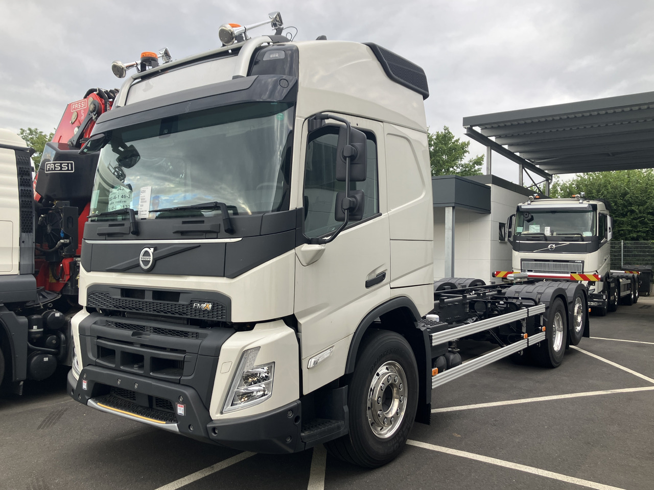 VOLVO FMX 540 6x2 Globetrotter Chassis - Camión chasis: foto 1 VOLVO FMX 540 6x2 Globetrotter Chassis - Camión chasis: foto 1