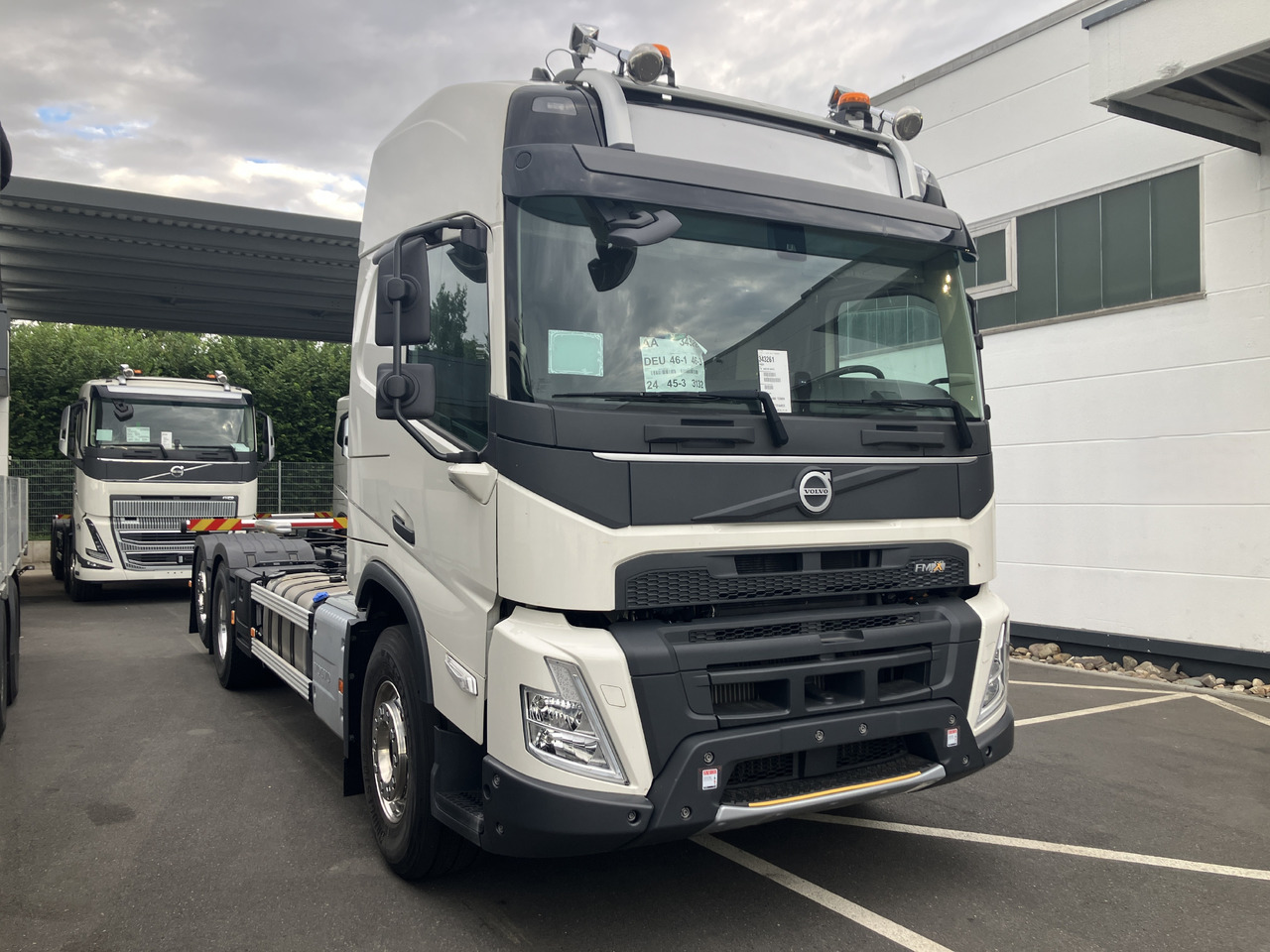 VOLVO FMX 540 6x2 Globetrotter Chassis - Camión chasis: foto 2 VOLVO FMX 540 6x2 Globetrotter Chassis - Camión chasis: foto 2