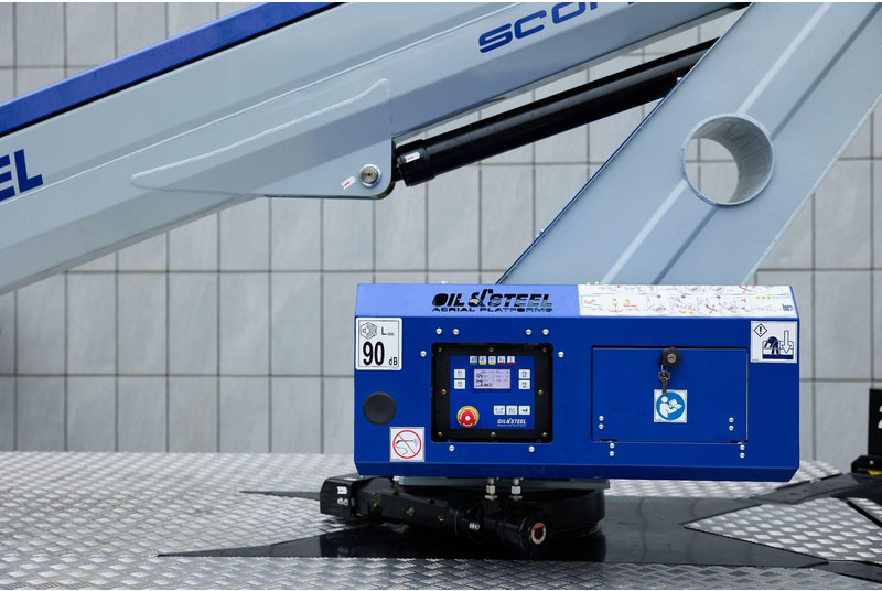 Oil & Steel Scorpion 18 Sobre IVECO DAILY 35S14 entre ejes 3750 mm - Plataforma elevadora: foto 2 Oil & Steel Scorpion 18 Sobre IVECO DAILY 35S14 entre ejes 3750 mm - Plataforma elevadora: foto 2