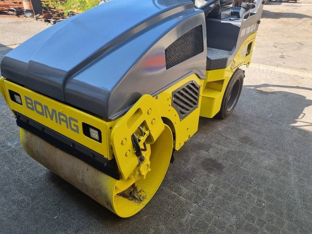 Bomag BW 100 AC-4 - Compactador mixto: foto 1 Bomag BW 100 AC-4 - Compactador mixto: foto 1