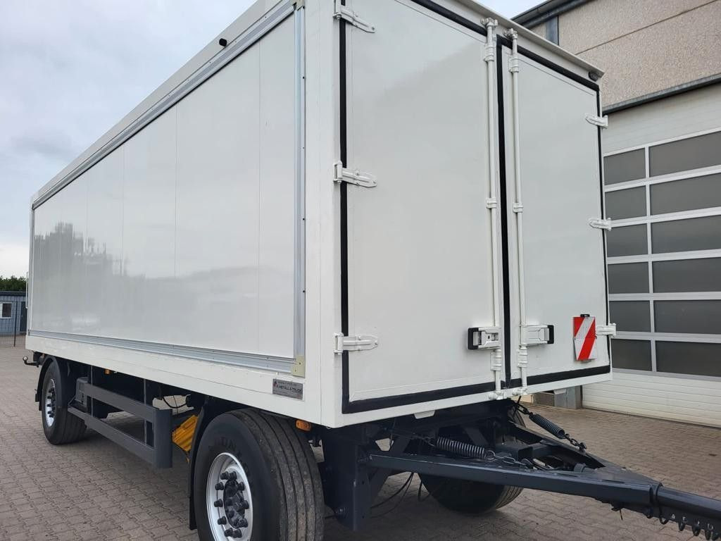 Diversen Drehschemel Vermietung möglich LBW Durchladbar Drehschemel Vermietung möglich LBW Durchladbar - Remolque caja cerrada: foto 1 Diversen Drehschemel Vermietung möglich LBW Durchladbar Drehschemel Vermietung möglich LBW Durchladbar - Remolque caja cerrada: foto 1