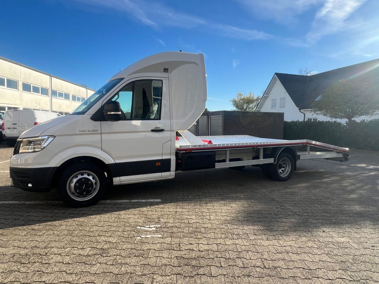 MAN TGE 6.160 Automatic Schlafkab Sofort Verfügbarba - Camión portavehículos: foto 3 MAN TGE 6.160 Automatic Schlafkab Sofort Verfügbarba - Camión portavehículos: foto 3