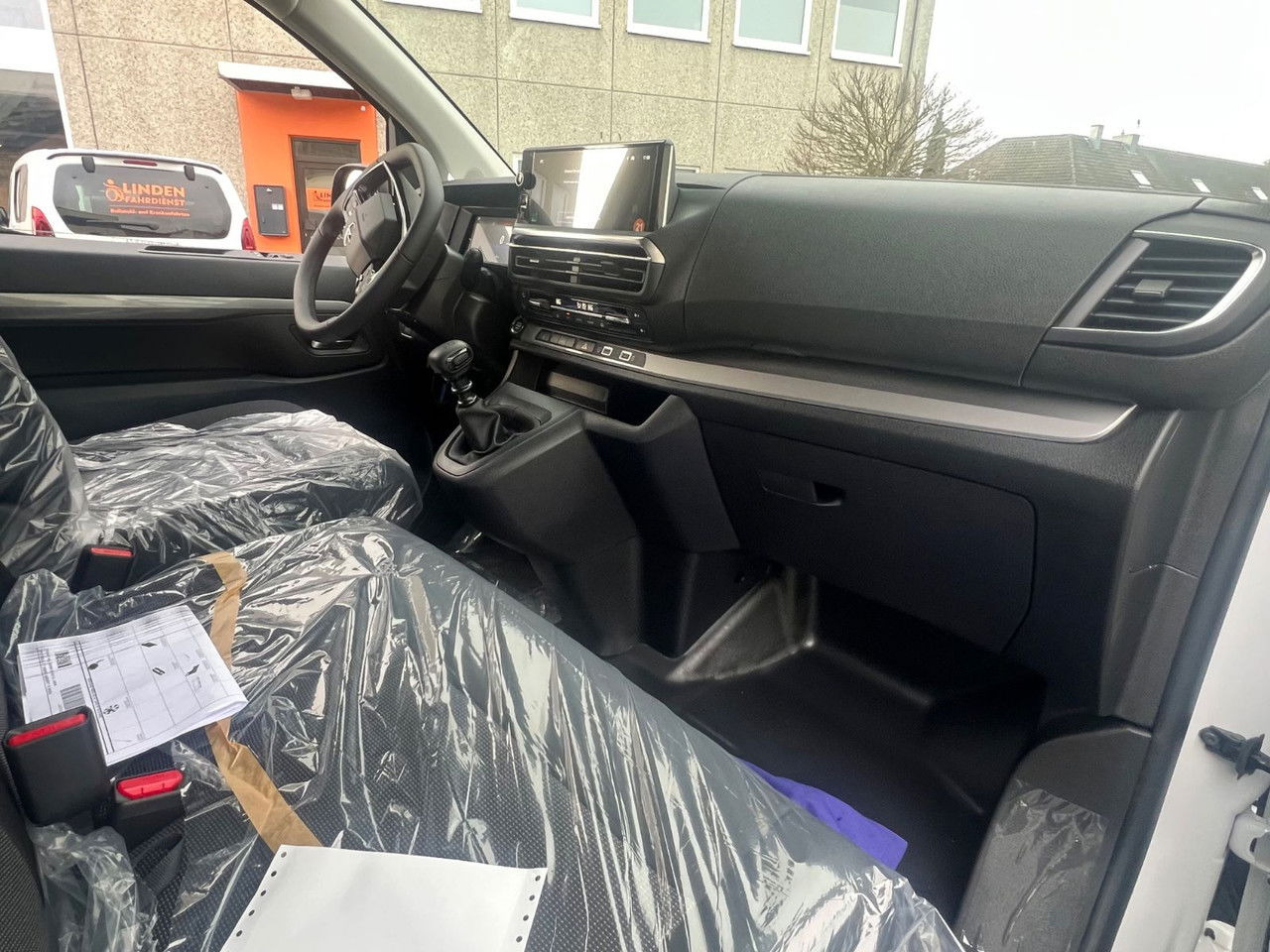 Furgón nuevo Opel Vivaro Cargo L2 H1 120 PS Allwetter AHK Rückfahr: foto 26 Furgón nuevo Opel Vivaro Cargo L2 H1 120 PS Allwetter AHK Rückfahr: foto 26