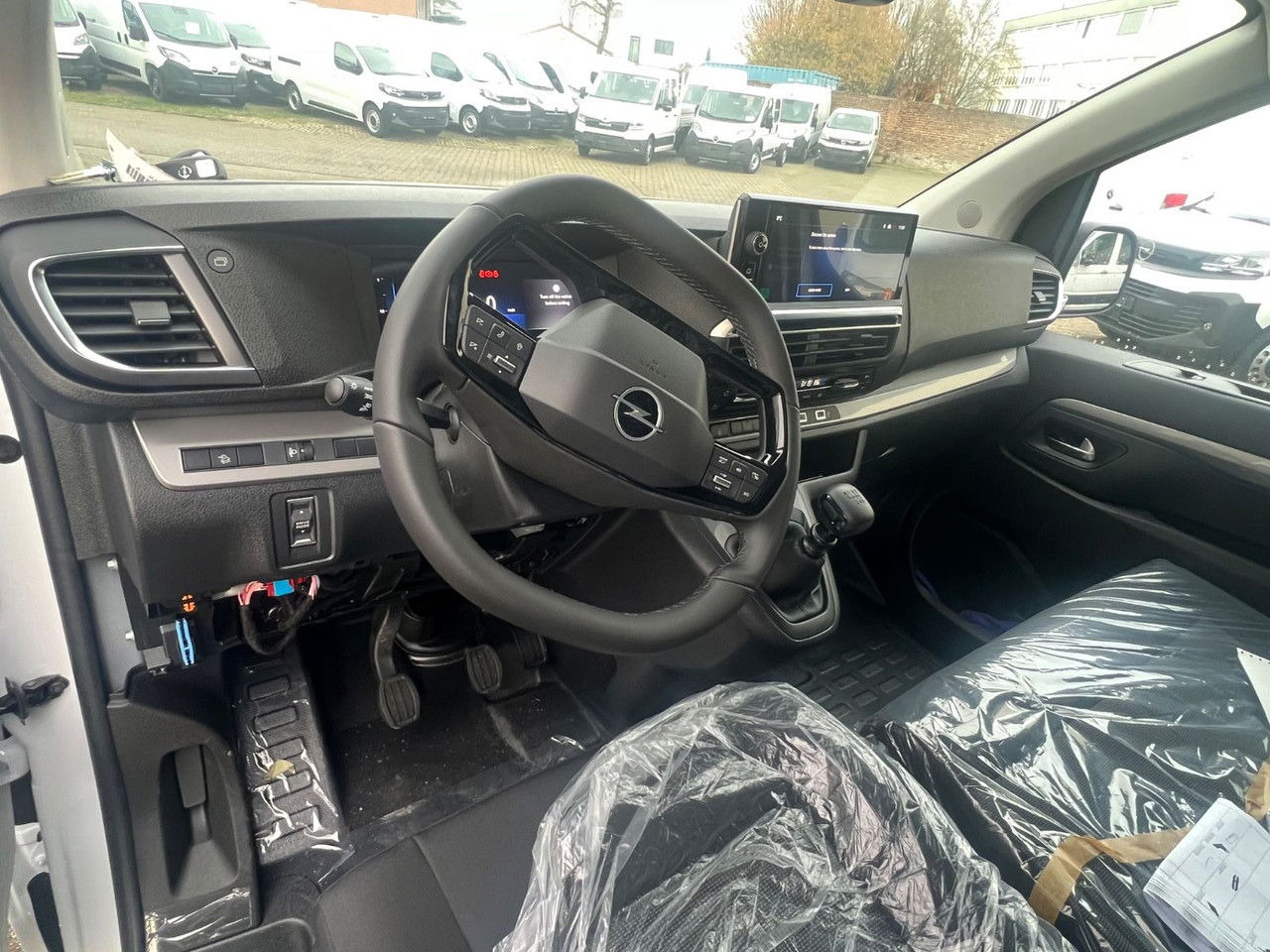 Furgón nuevo Opel Vivaro Cargo L2 H1 120 PS Allwetter AHK Rückfahr: foto 30 Furgón nuevo Opel Vivaro Cargo L2 H1 120 PS Allwetter AHK Rückfahr: foto 30