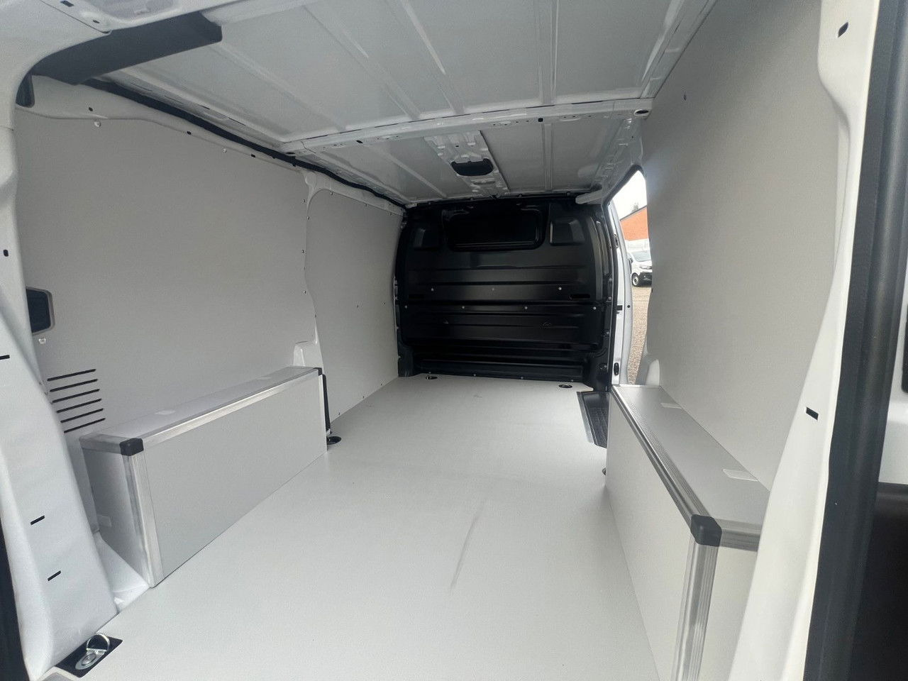 Furgón nuevo Opel Vivaro Cargo L2 H1 120 PS Allwetter AHK Rückfahr: foto 18 Furgón nuevo Opel Vivaro Cargo L2 H1 120 PS Allwetter AHK Rückfahr: foto 18