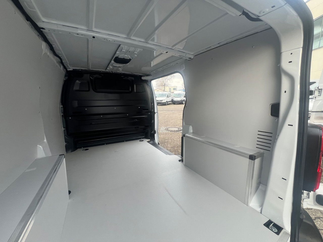 Furgón nuevo Opel Vivaro Cargo L2 H1 120 PS Allwetter AHK Rückfahr: foto 20 Furgón nuevo Opel Vivaro Cargo L2 H1 120 PS Allwetter AHK Rückfahr: foto 20