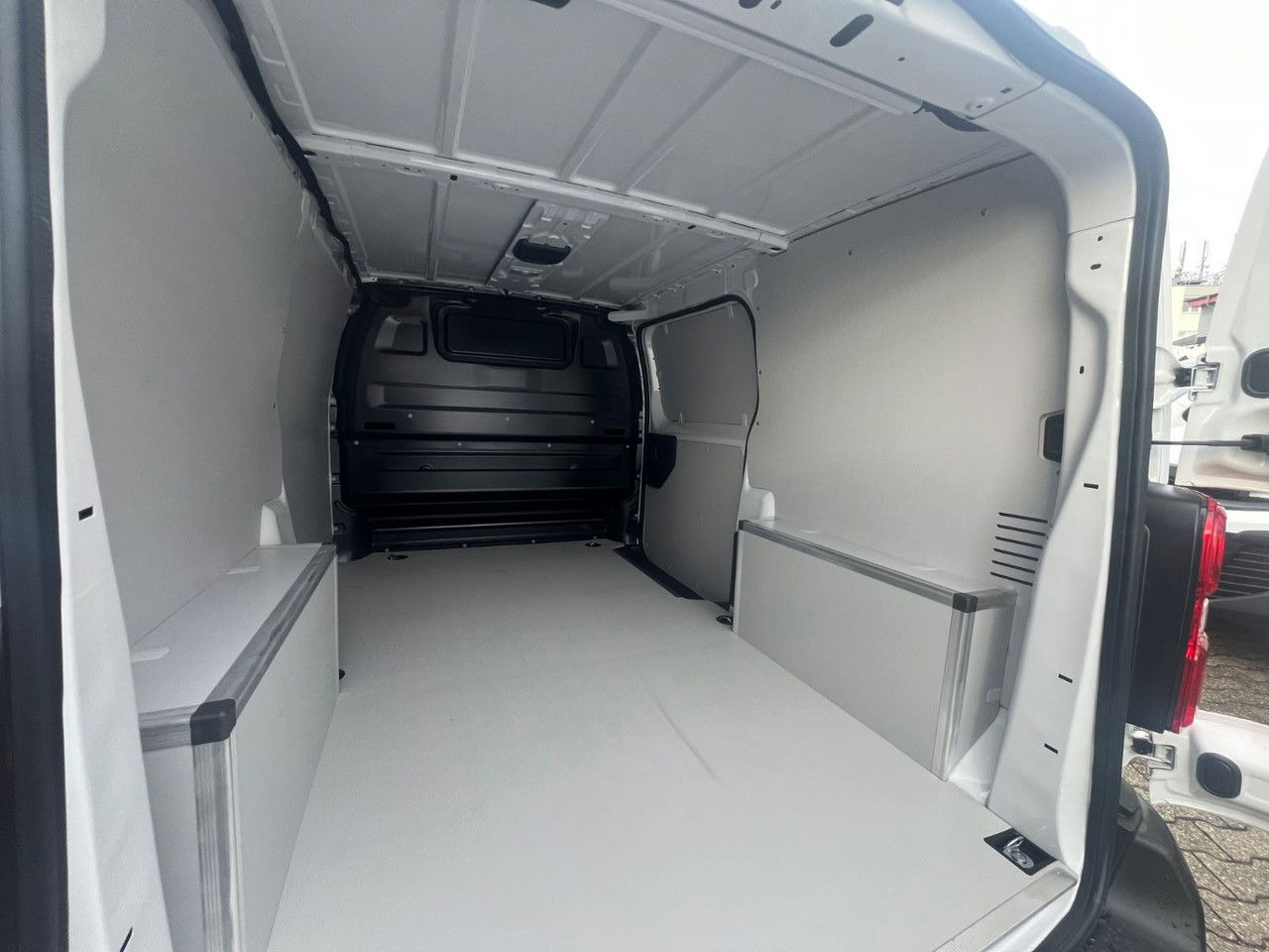 Furgón nuevo Opel Vivaro Cargo L2 H1 120 PS Allwetter AHK Rückfahr: foto 21 Furgón nuevo Opel Vivaro Cargo L2 H1 120 PS Allwetter AHK Rückfahr: foto 21