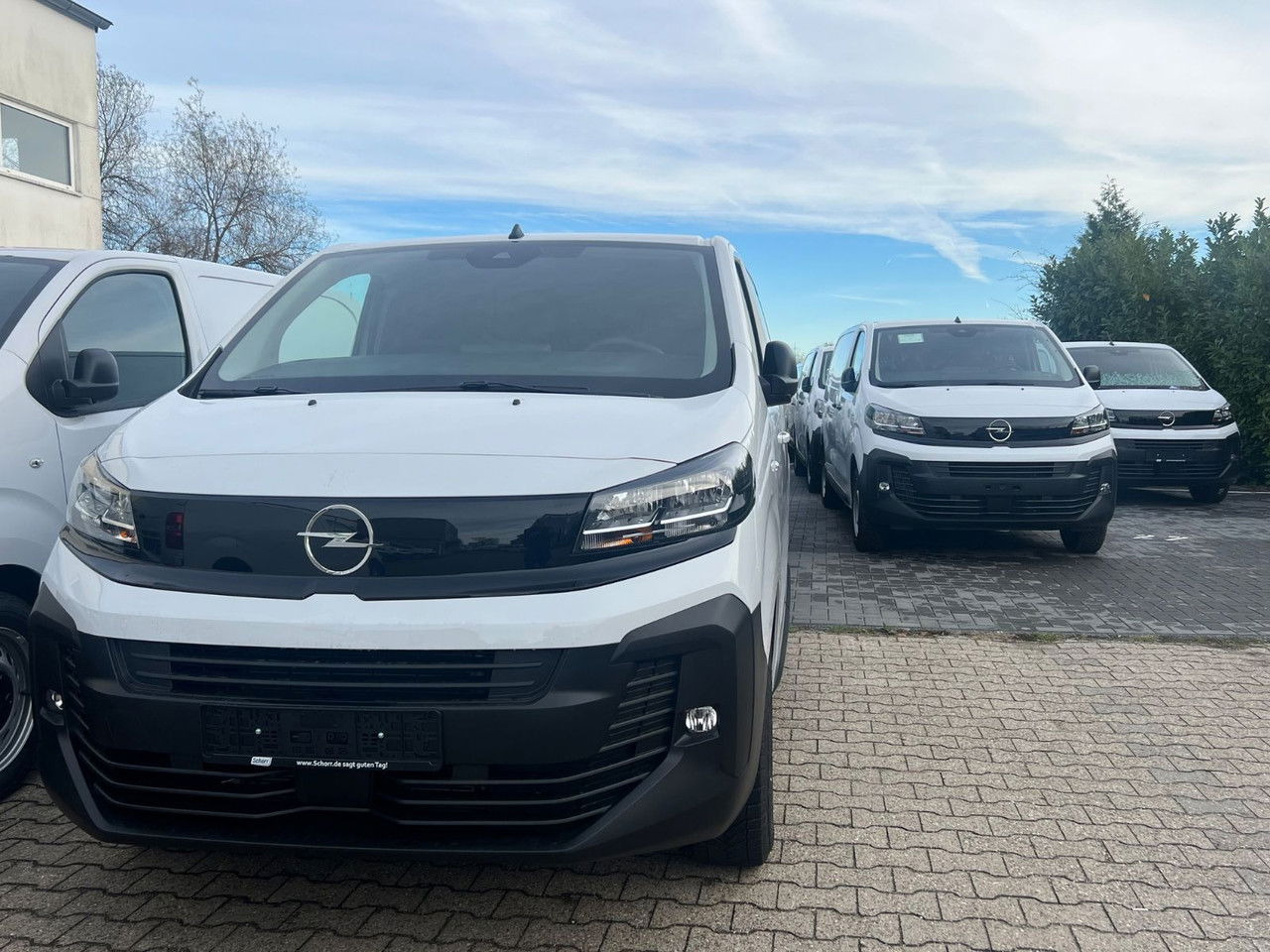 Furgón nuevo Opel Vivaro Cargo L2 H1 120 PS Allwetter AHK Rückfahr: foto 6 Furgón nuevo Opel Vivaro Cargo L2 H1 120 PS Allwetter AHK Rückfahr: foto 6