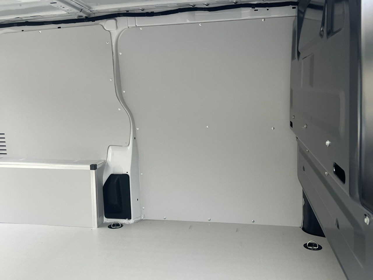 Furgón nuevo Opel Vivaro Cargo L2 H1 120 PS Allwetter AHK Rückfahr: foto 17 Furgón nuevo Opel Vivaro Cargo L2 H1 120 PS Allwetter AHK Rückfahr: foto 17