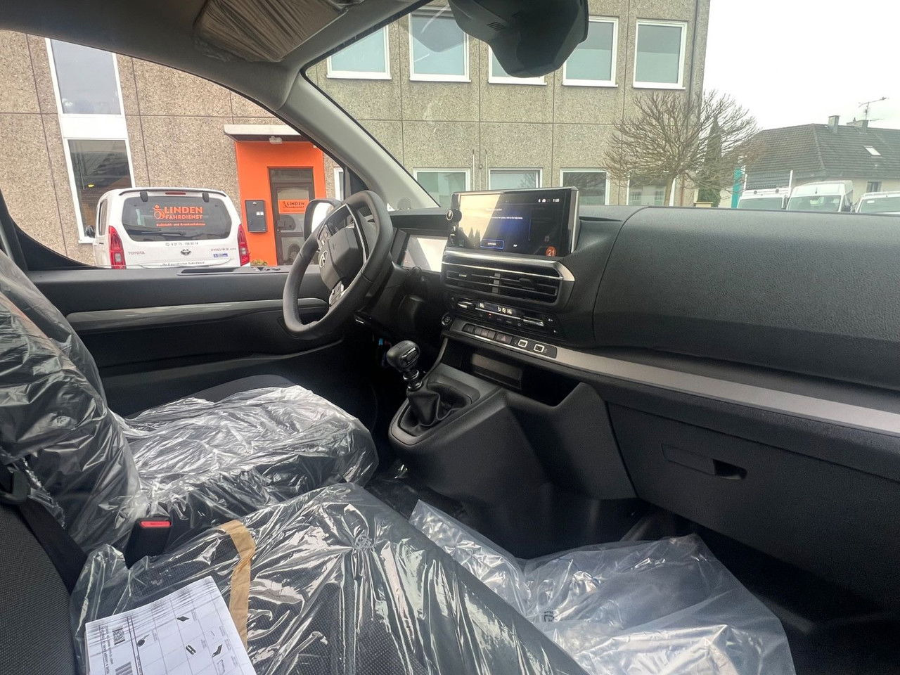 Furgón nuevo Opel Vivaro Cargo L2 H1 120 PS Allwetter AHK Rückfahr: foto 25 Furgón nuevo Opel Vivaro Cargo L2 H1 120 PS Allwetter AHK Rückfahr: foto 25