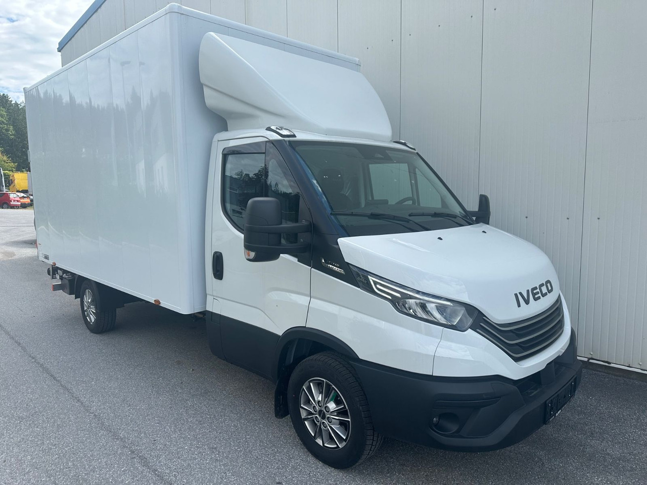 Iveco Daily 35S14 8g HiMatic LBW Mod 2025 - Furgoneta caja cerrada: foto 2 Iveco Daily 35S14 8g HiMatic LBW Mod 2025 - Furgoneta caja cerrada: foto 2