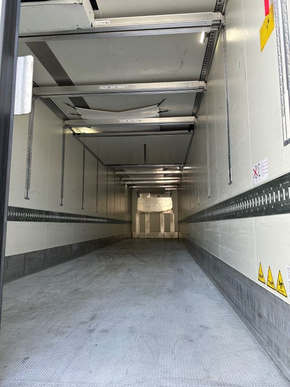 Krone SD 27 Thermoking Spectrum Multitemp Pharma Safe - Semirremolque frigorífico: foto 5 Krone SD 27 Thermoking Spectrum Multitemp Pharma Safe - Semirremolque frigorífico: foto 5