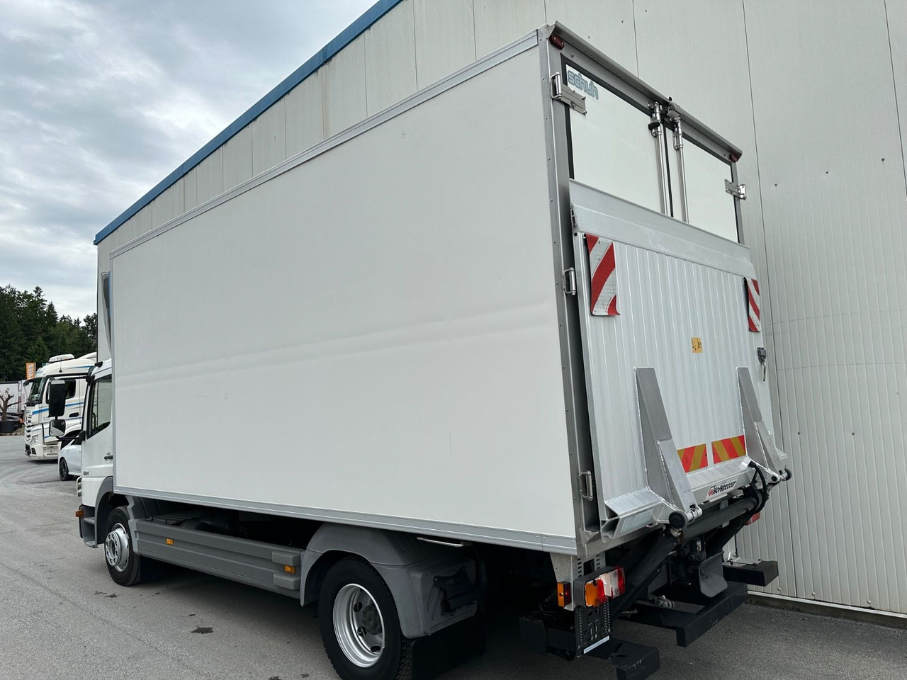 Mercedes-Benz Atego 1224 Automat Klima TK-29C - Camión frigorífico: foto 4 Mercedes-Benz Atego 1224 Automat Klima TK-29C - Camión frigorífico: foto 4