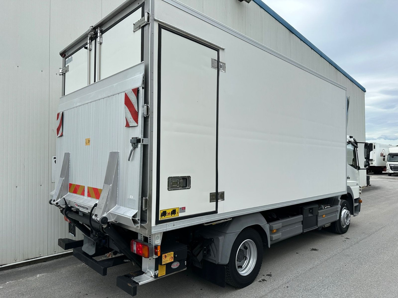 Mercedes-Benz Atego 1224 Automat Klima TK-29C - Camión frigorífico: foto 3 Mercedes-Benz Atego 1224 Automat Klima TK-29C - Camión frigorífico: foto 3