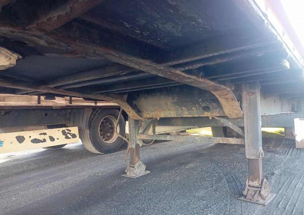 Krone SDK 27 - Semirremolque isotérmico: foto 3 Krone SDK 27 - Semirremolque isotérmico: foto 3