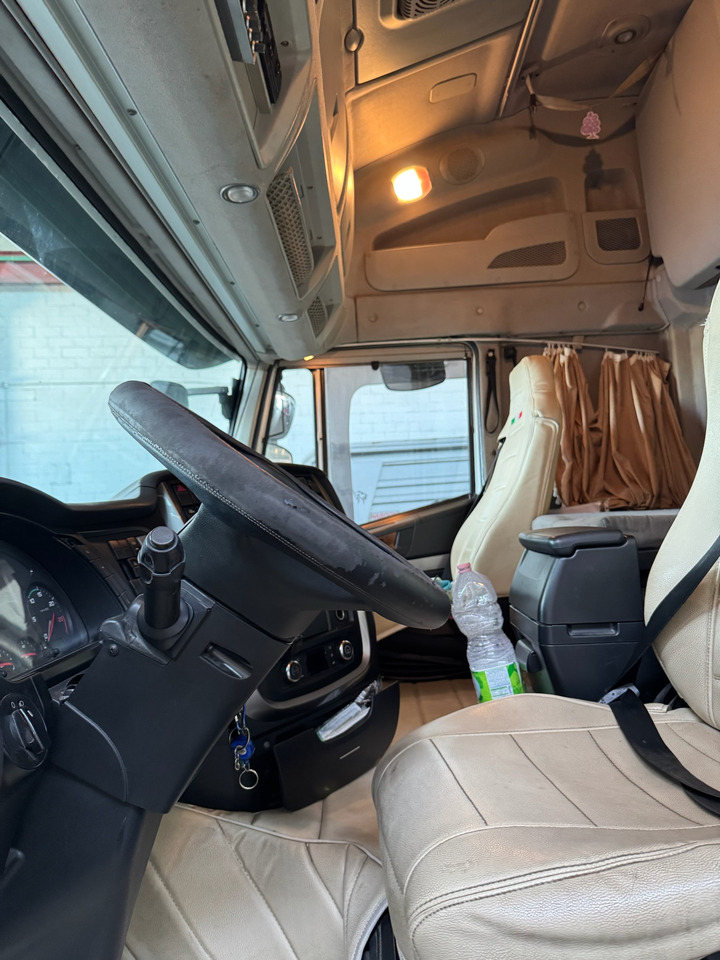 IVECO AS440T/P - Cabeza tractora: foto 4 IVECO AS440T/P - Cabeza tractora: foto 4