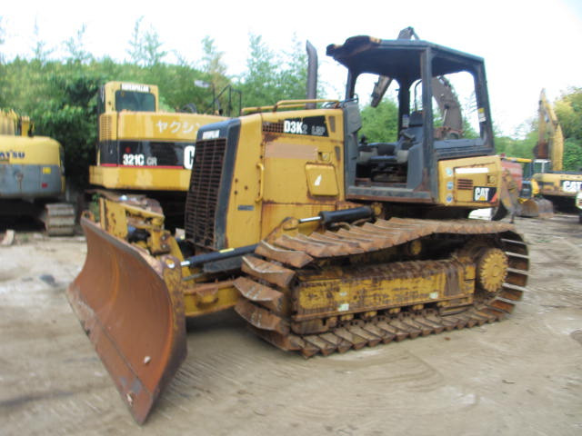 CAT D3K2 - Bulldozer: foto 1 CAT D3K2 - Bulldozer: foto 1