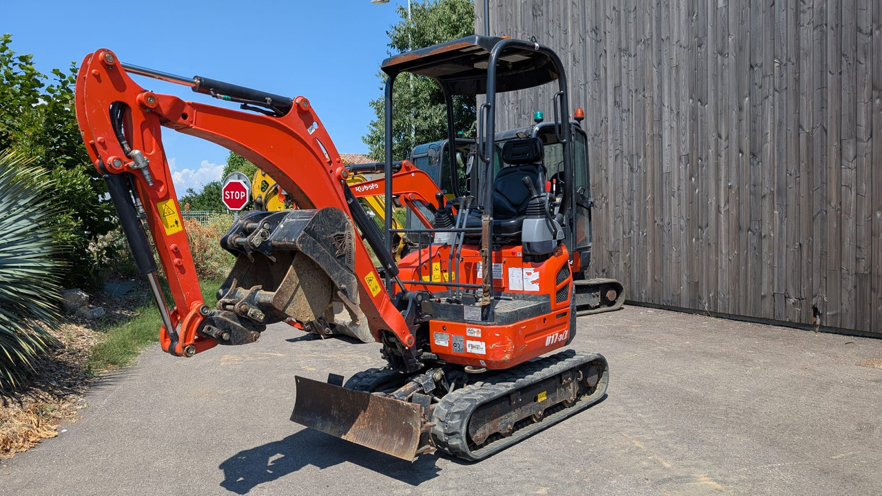 KUBOTA U17-3 - Miniexcavadora: foto 2 KUBOTA U17-3 - Miniexcavadora: foto 2