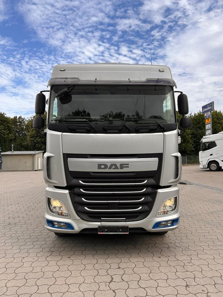 DAF DAF XF 460 FAN + MKG + 10mtr 2to + Lenkachse + EURO 6 - Camión caja abierta, Camión grúa: foto 2 DAF DAF XF 460 FAN + MKG + 10mtr 2to + Lenkachse + EURO 6 - Camión caja abierta, Camión grúa: foto 2