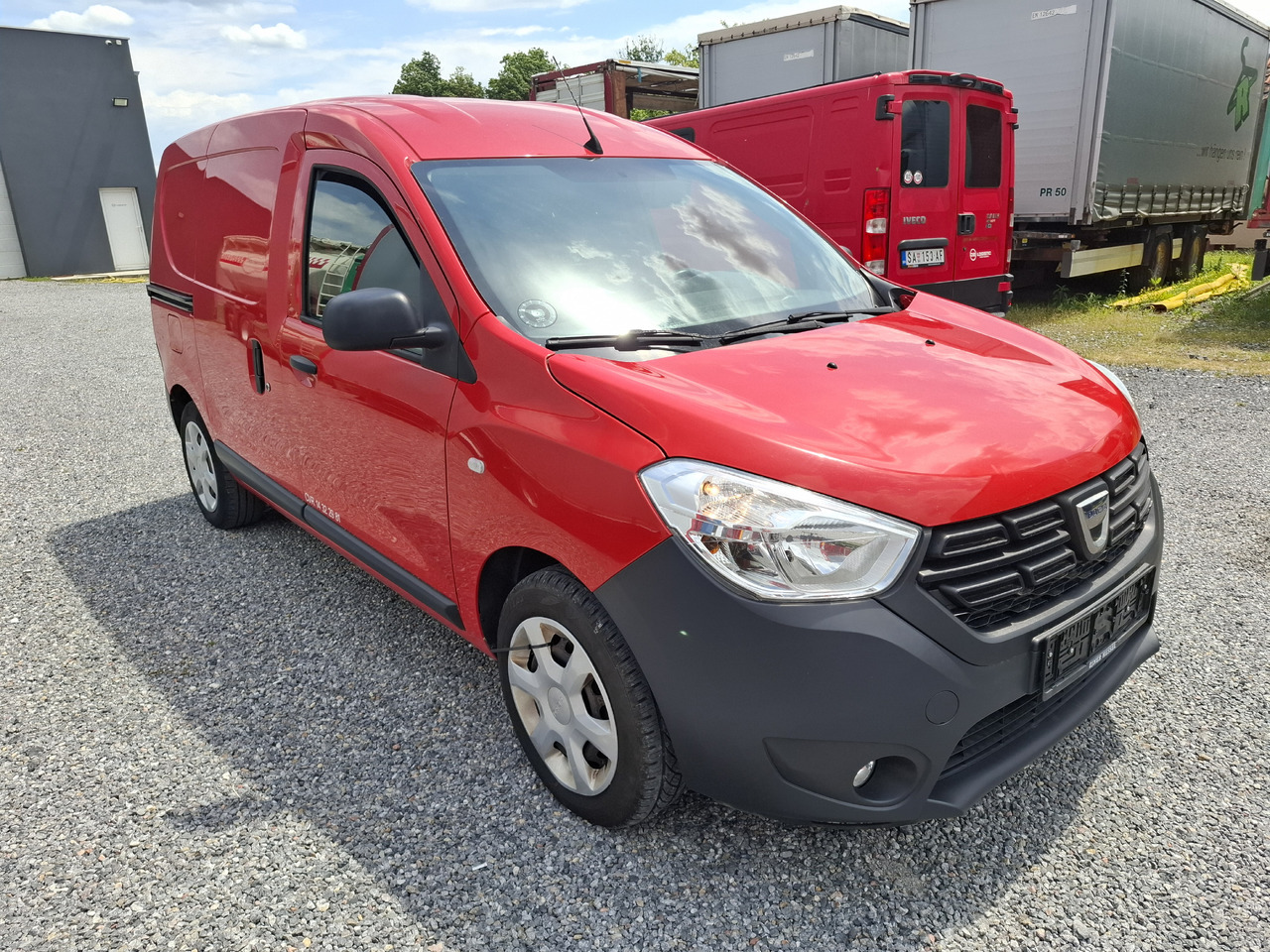 DACIA Dokker 1.5 DCI - Furgoneta caja cerrada: foto 1 DACIA Dokker 1.5 DCI - Furgoneta caja cerrada: foto 1