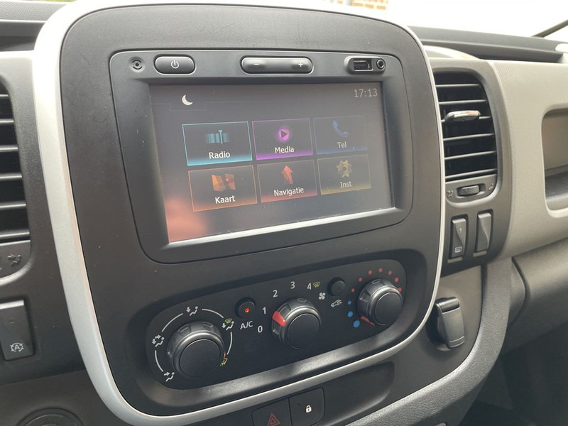 Furgoneta pequeña Renault Trafic 1.6 dCi 126pk E6 Comfort 3 zits BPM Vrij! Lease €240 p/m, Airco, Navi, Trekhaak, PDC, Volledig onderhoudshistorie aanwezig: foto 10