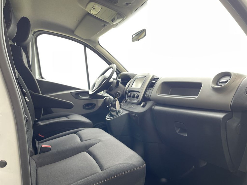 Furgoneta pequeña Renault Trafic 1.6 dCi 126pk E6 Comfort 3 zits BPM Vrij! Lease €240 p/m, Airco, Navi, Trekhaak, PDC, Volledig onderhoudshistorie aanwezig: foto 8