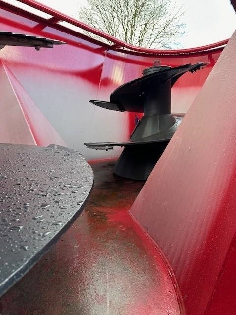 Mayer Siloking Futtermischwagen 20-30cb - Desensiladora: foto 3 Mayer Siloking Futtermischwagen 20-30cb - Desensiladora: foto 3