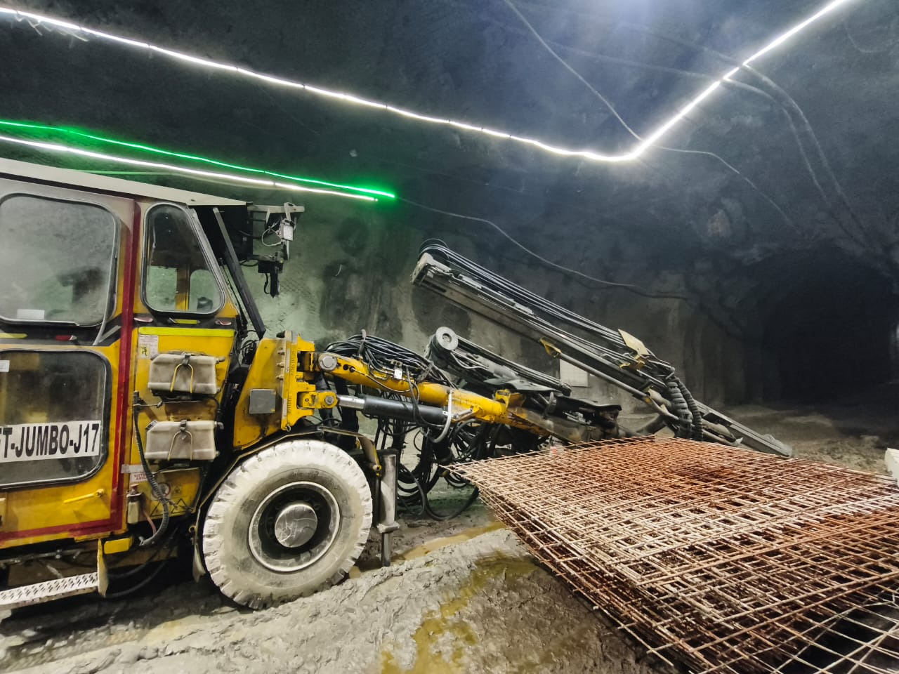 Maquinaria para minería EPIROC BOOMER 282S: foto 29 Maquinaria para minería EPIROC BOOMER 282S: foto 29