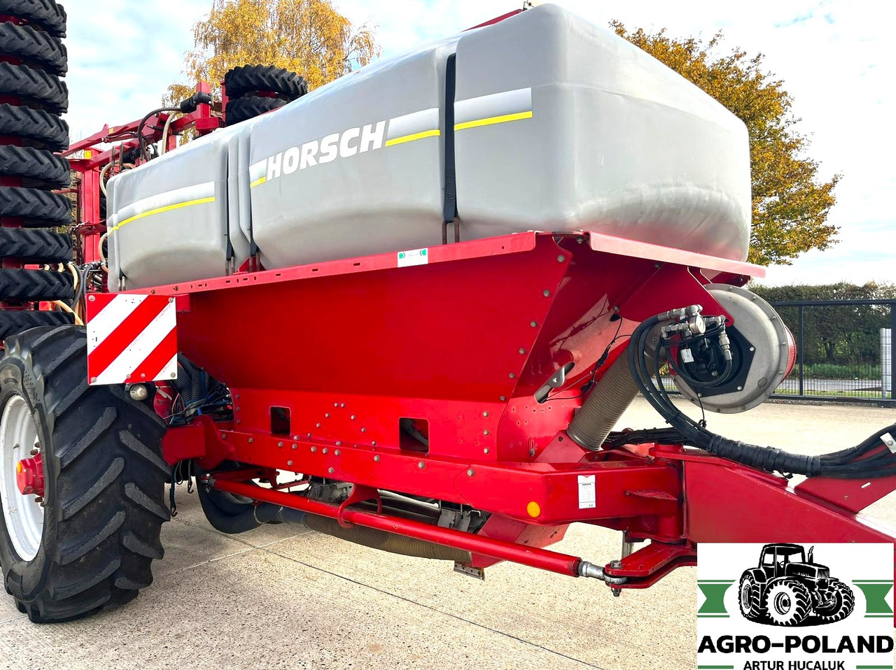 HORSCH SPRINTER 8 SW - 2014 ROK - 1194 H / 3928 HA - NAWOŻENIE - MiniDrill - Combinado de siembra: foto 3 HORSCH SPRINTER 8 SW - 2014 ROK - 1194 H / 3928 HA - NAWOŻENIE - MiniDrill - Combinado de siembra: foto 3