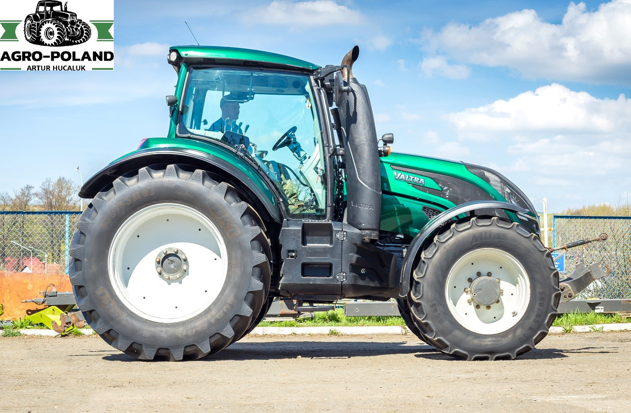 VALTRA T214 - 2016 ROK - 4950 h - Tractor: foto 4 VALTRA T214 - 2016 ROK - 4950 h - Tractor: foto 4
