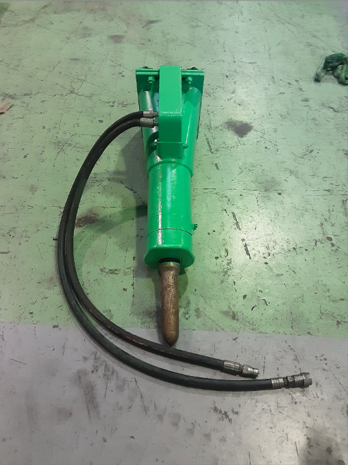 MONTABERT BRP70 - Martillo hidráulico: foto 3 MONTABERT BRP70 - Martillo hidráulico: foto 3