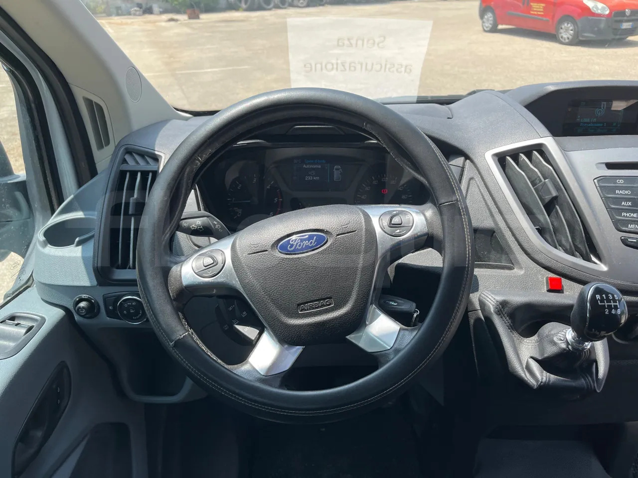 Minibús, Furgoneta de pasajeros Ford Transit: foto 19