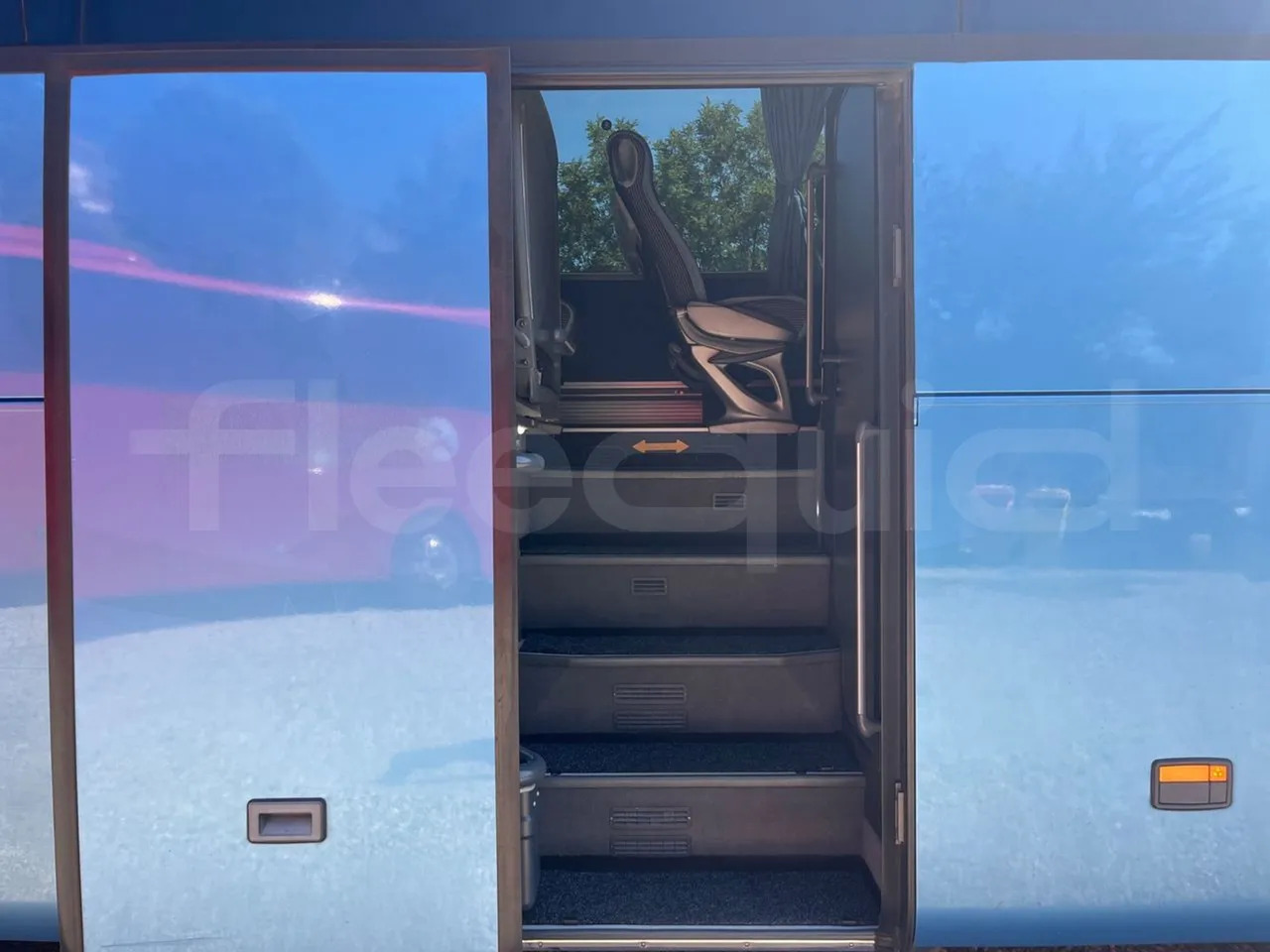 Autocar Mercedes-Benz Tourismo: foto 17