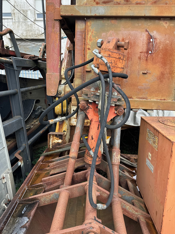 Greifer mit Drehservo - Cazo cargador para Maquinaria de construcción: foto 3 Greifer mit Drehservo - Cazo cargador para Maquinaria de construcción: foto 3