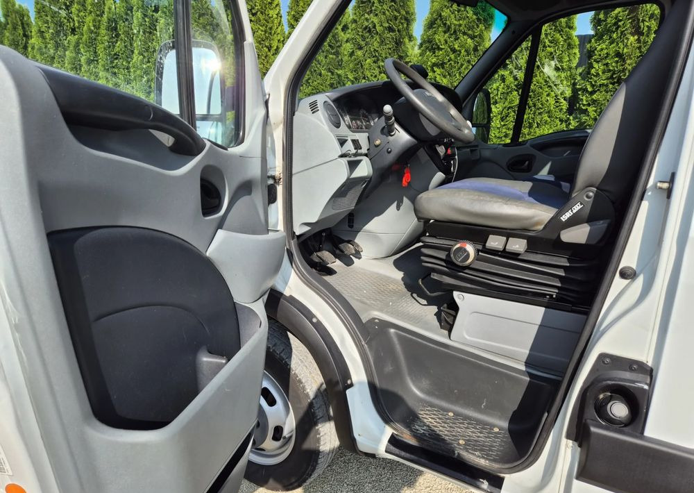 Iveco 50C15 3.0 150KM 35c15 - Furgoneta basculante: foto 5 Iveco 50C15 3.0 150KM 35c15 - Furgoneta basculante: foto 5