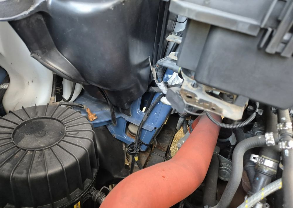 Furgoneta caja abierta Iveco 65C15 3.0 150KM/ Skrzyniowy/: foto 17