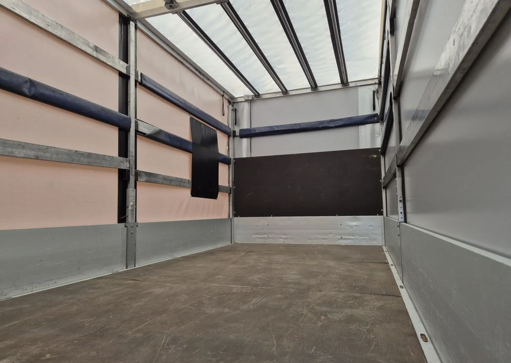 Renault Master 2.3 165KM Burto firanka - Furgoneta con lona: foto 4 Renault Master 2.3 165KM Burto firanka - Furgoneta con lona: foto 4